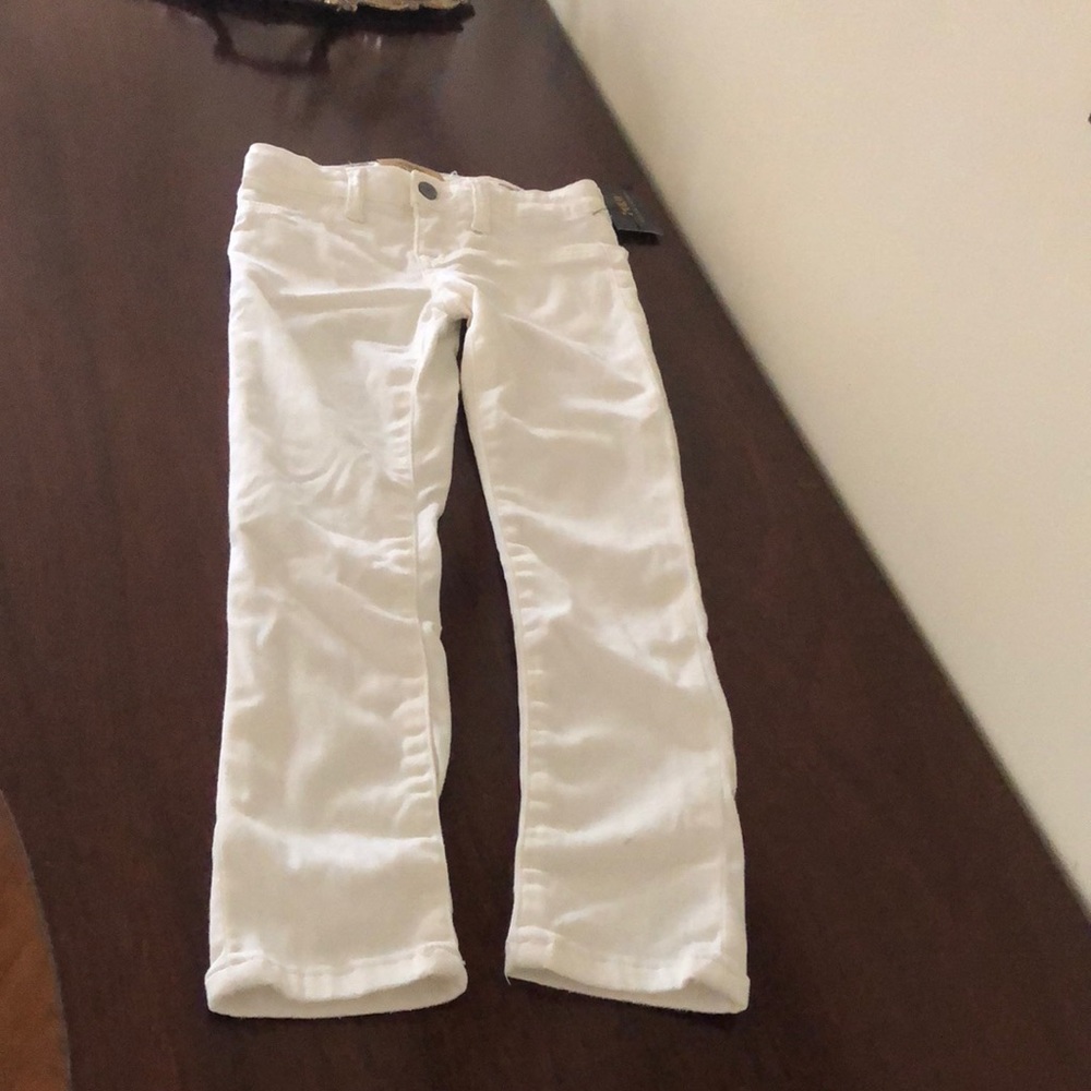 Girls white jeans.